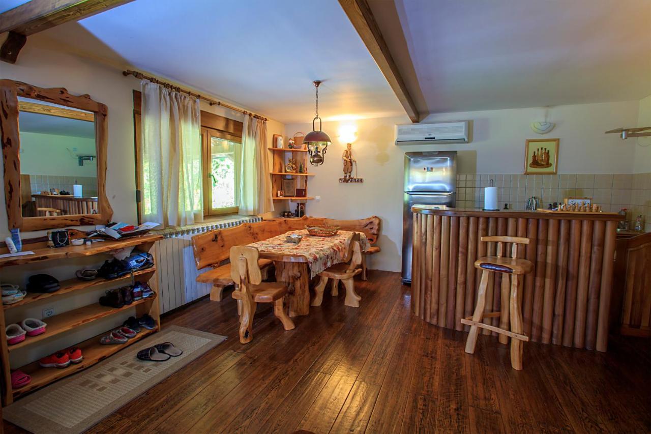 Amigosranch Villa Kruševac Buitenkant foto